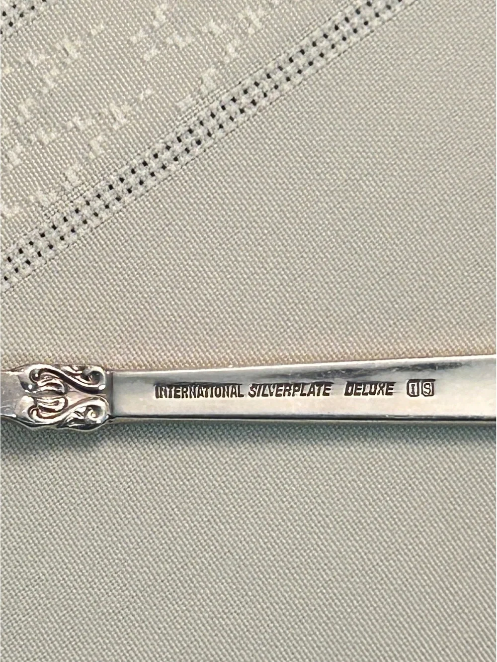 1847 Rogers Bros King Frederik Silverplate Dinner Forks, Set of Three